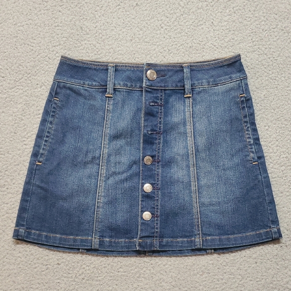 American Eagle Outfitters Dresses & Skirts - American Eagle Outfitters Denim Button-Front Women's Denim Mini Skirt Size 0